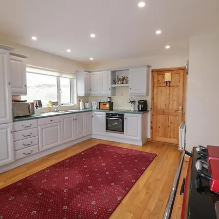 Semesterbostad Ranny Roe *